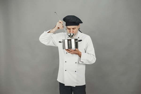 Blending history with innovation: how uk bars and restaurants infuse traditional elements into contemporary interiors